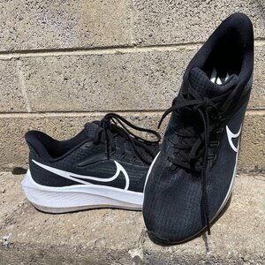 Nike Women's Air Zoom Pegasus 39